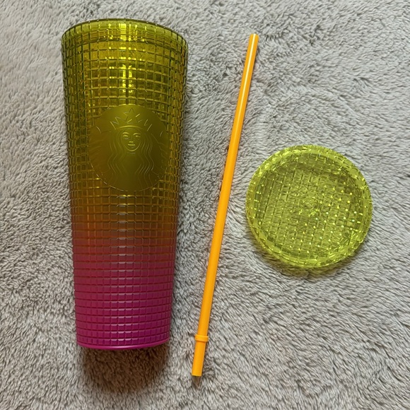 Starbucks Venti Studded Cup 24oz - Picture 2 of 3